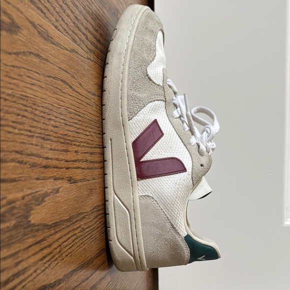 Veja Men's Sneakers in White and Burgundy - Picture 1 of 12